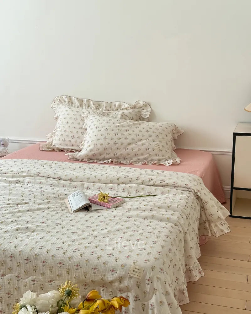 Azalea Charm Soft 100% Cotton Muslin Floral Ruffled Baby Quilt