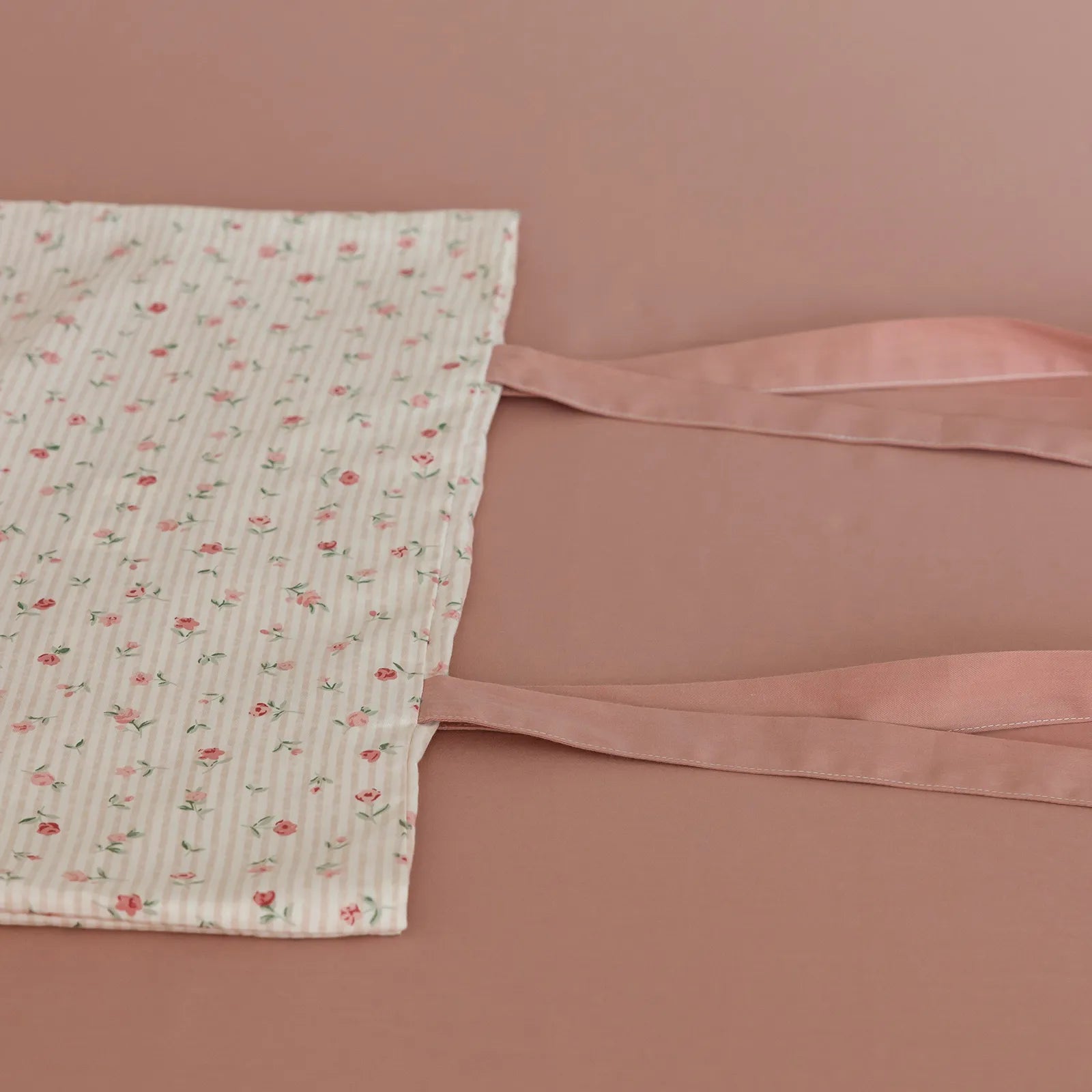 Delicate Blossom Fresh Floral 100% Cotton Bow Tie Duvet Cover Set
