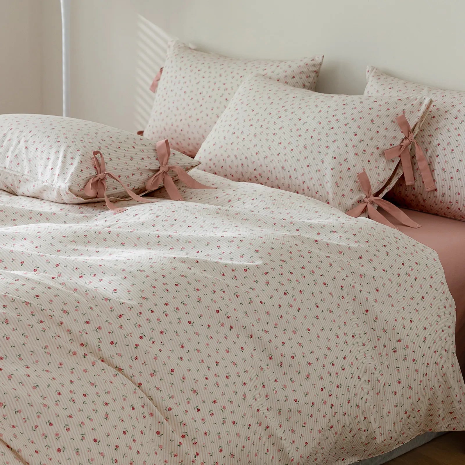 Delicate Blossom Fresh Floral 100% Cotton Bow Tie Duvet Cover Set