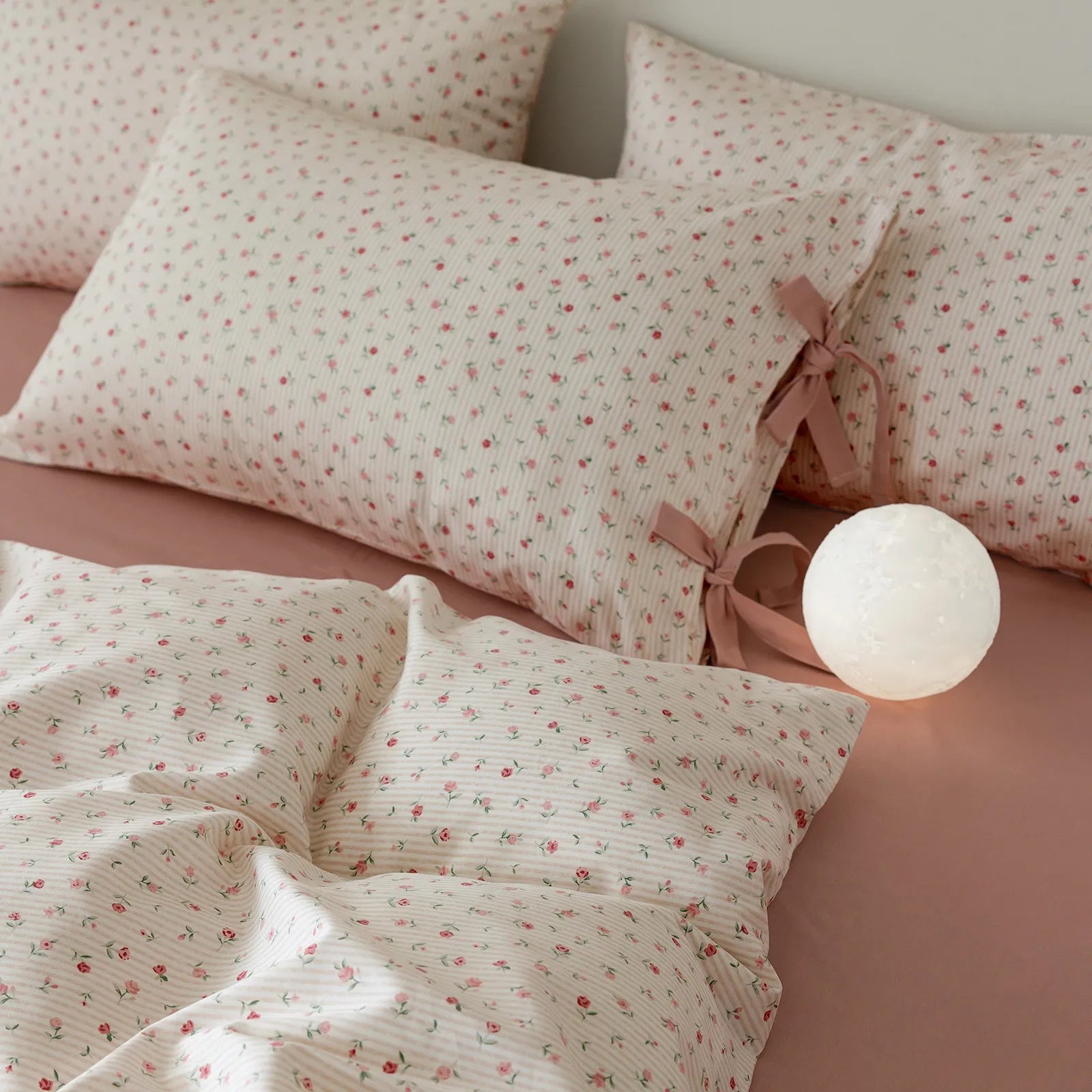 Delicate Blossom Fresh Floral 100% Cotton Bow Tie Duvet Cover Set