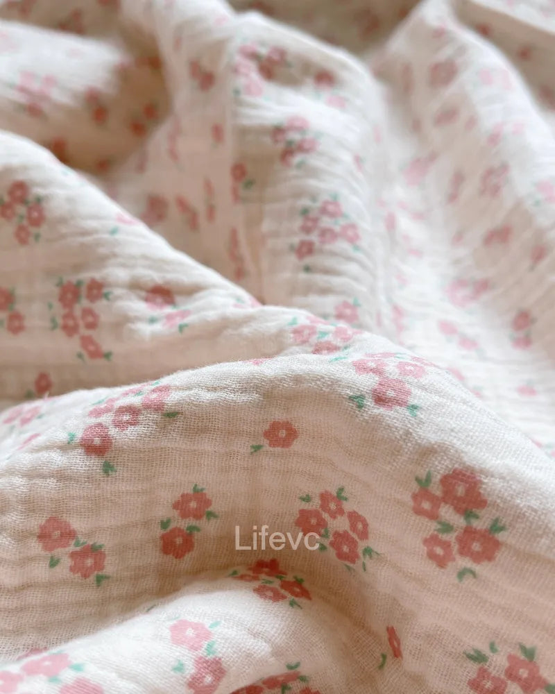 Sweet Floral Hug Cute Galsang 100% Cotton Muslin Baby Blanket