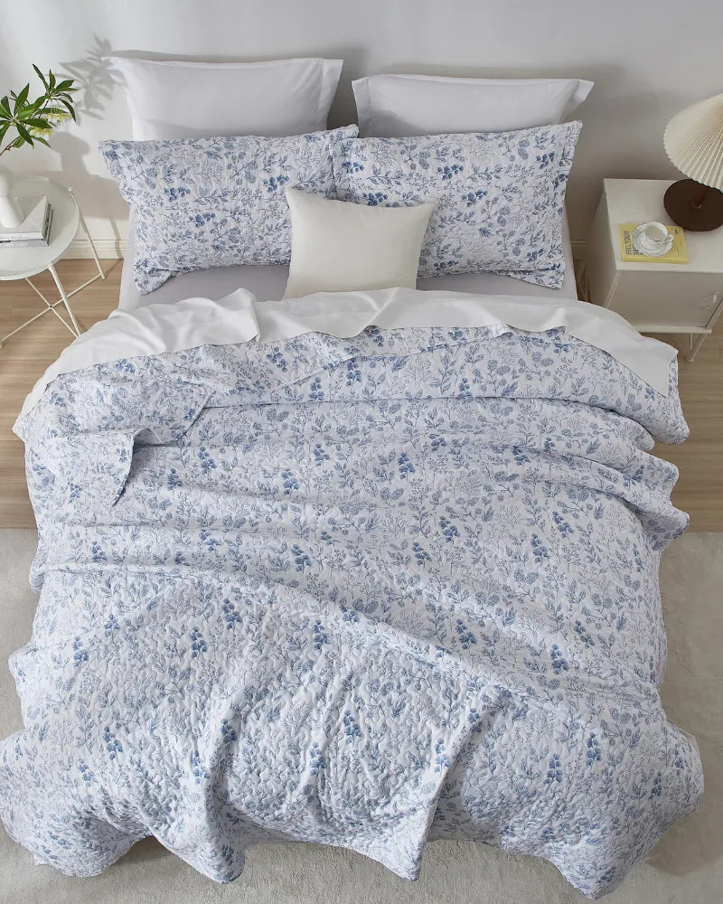 Blue Serenity Soft and Lightweight Floral Quilt Set