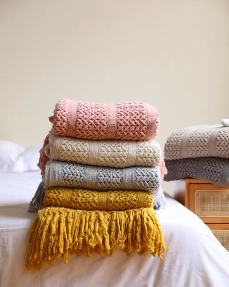 Cozy Weave Ultra Soft Solid Colors Knitted Blanket