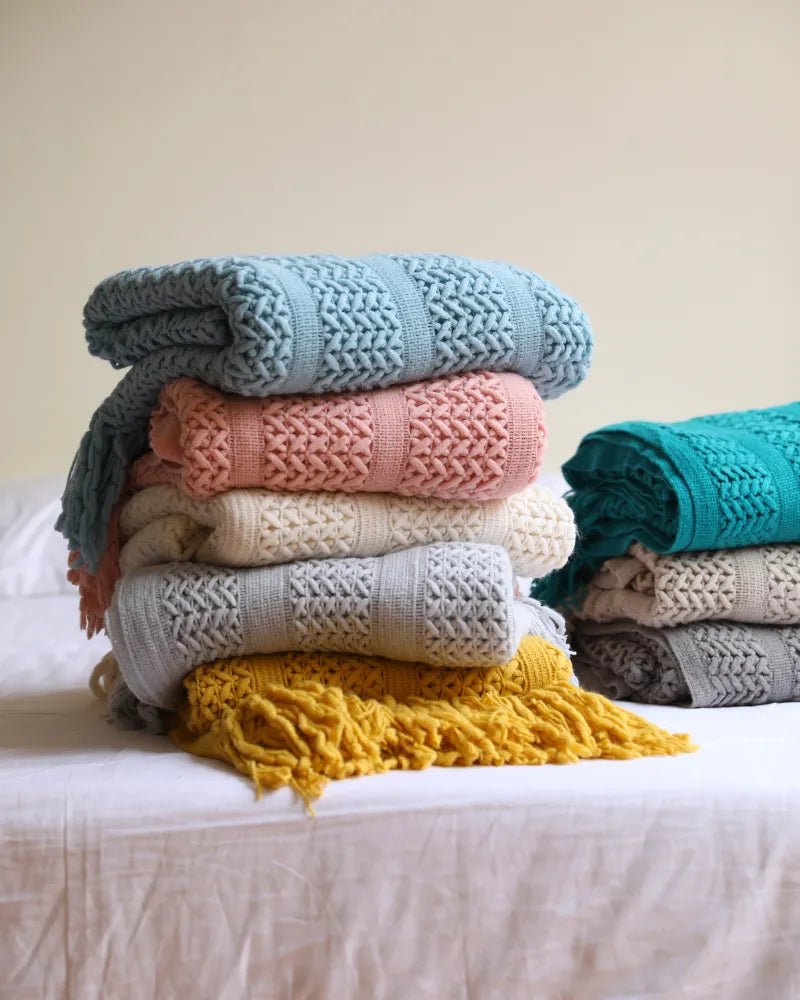 Cozy Weave Ultra Soft Solid Colors Knitted Blanket
