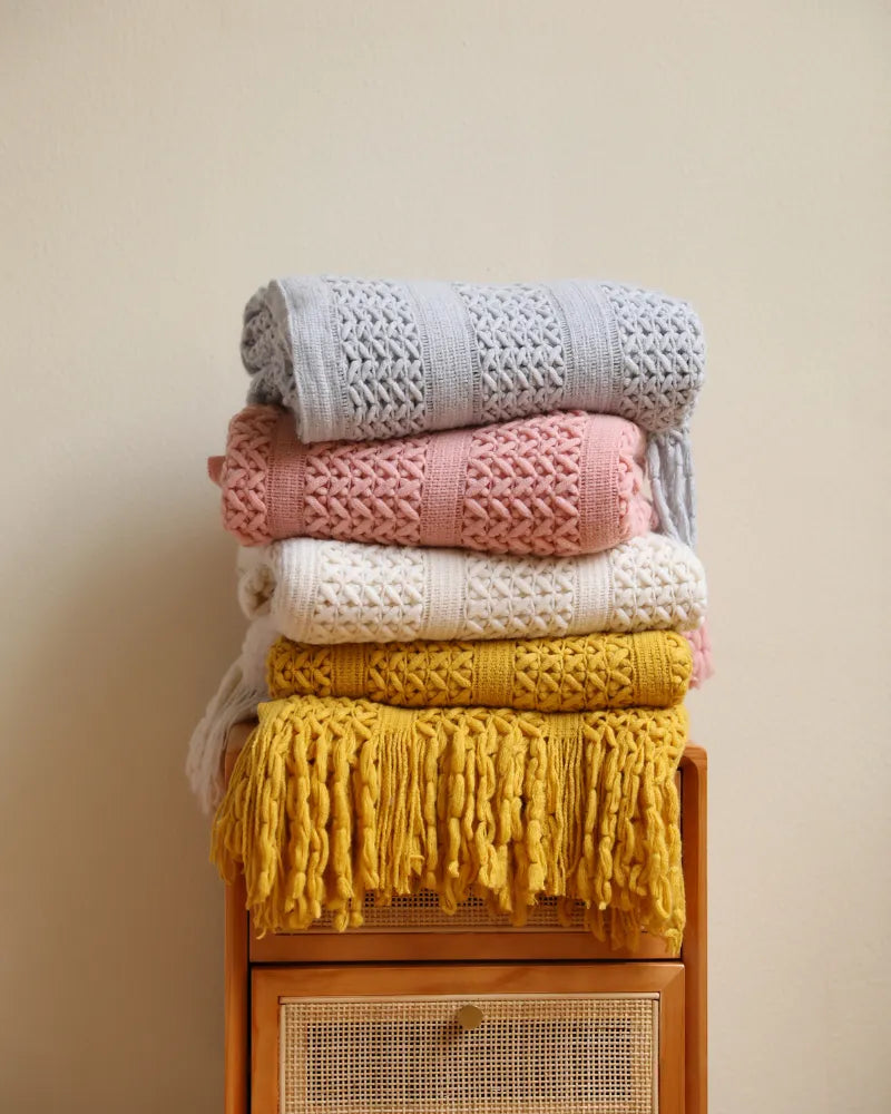 Cozy Weave Ultra Soft Solid Colors Knitted Blanket
