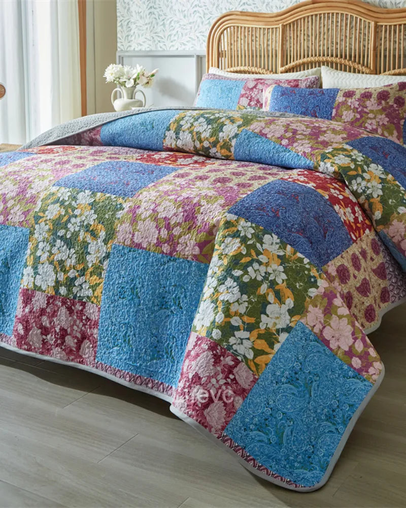 Floral Stripes Garden Style Sky Blue Quilt Set