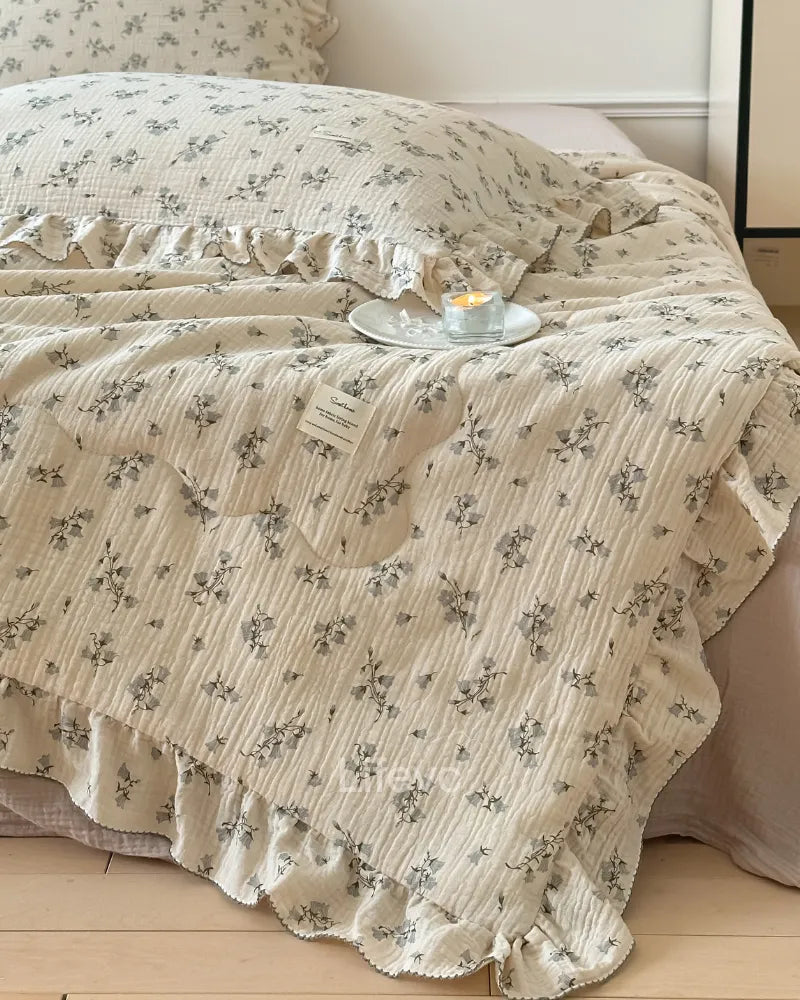 Hyacinth Dream Breathable 100 Cotton Muslin Floral Ruffled Baby Quilt Lifevc
