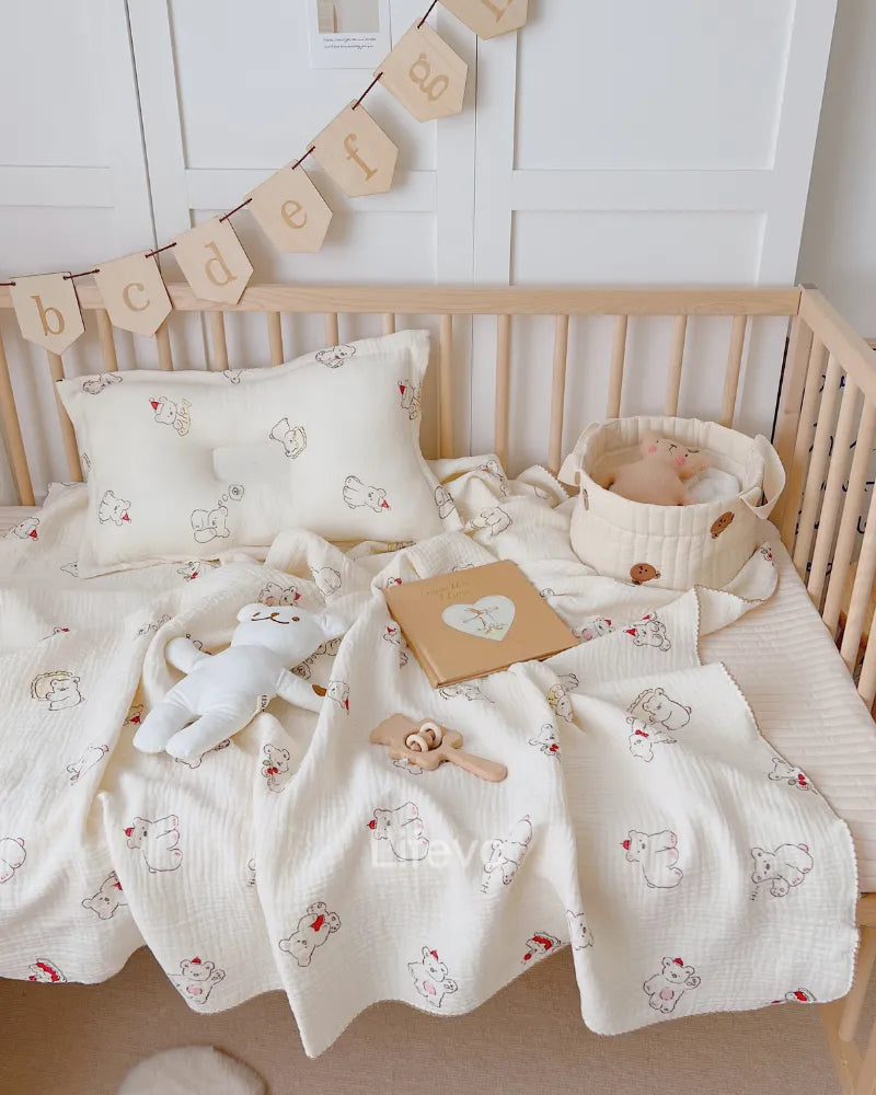 LC Cute Bear Cotton Newborn Blanket Soft Breathable Quilt