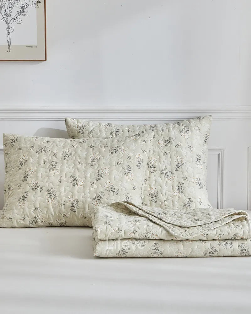 LC Floral Quilt Set Lightweight Soft All-Season Bedding
