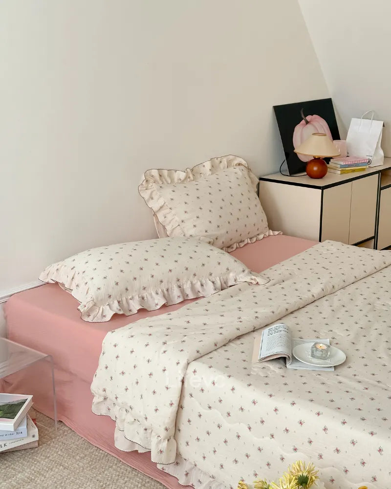 LC Fruit Baby Quilt With Ruffles Vintage Floral Quilts For Kids