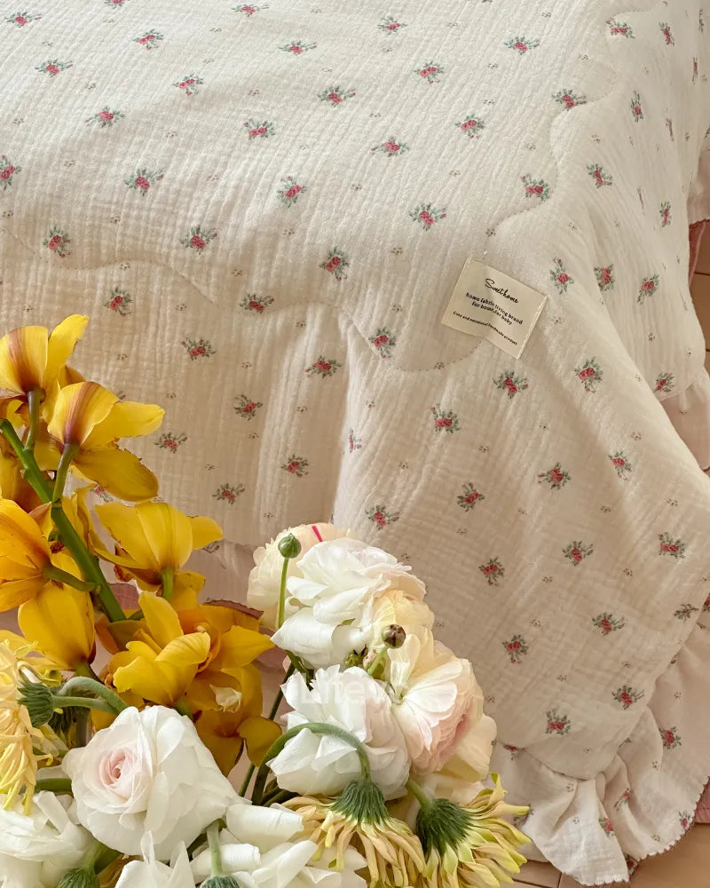LC Fruit Baby Quilt With Ruffles Vintage Floral Quilts For Kids