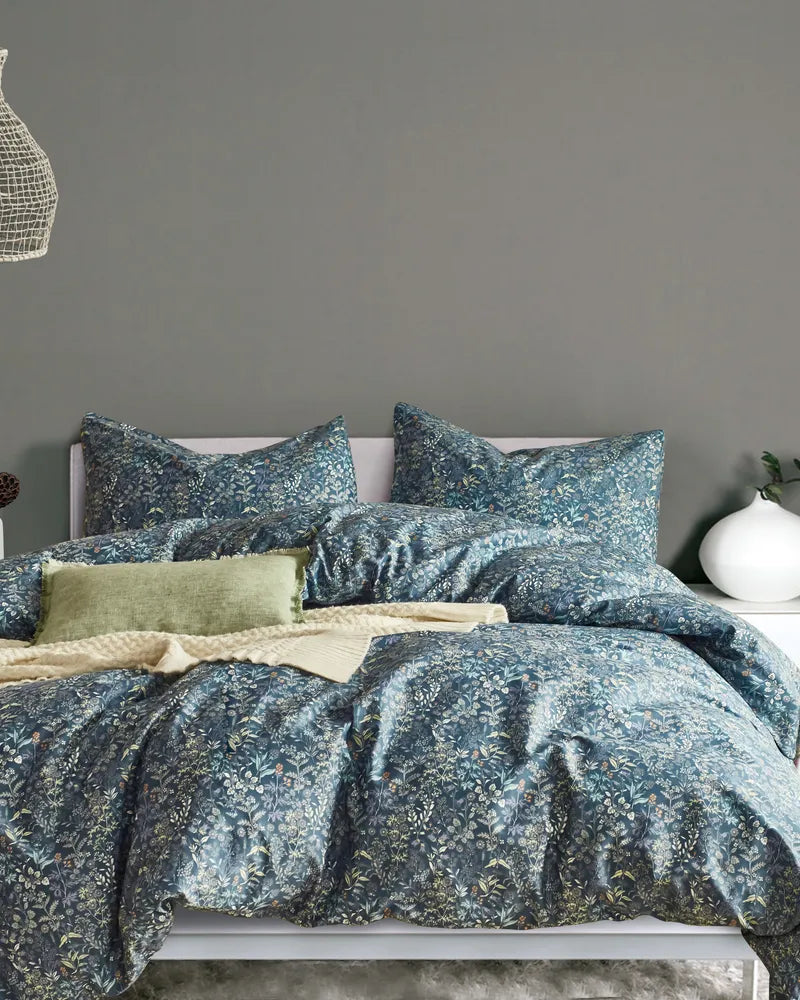 Serene Bloom Vintage Floral Pattern Cotton Duvet Cover Set