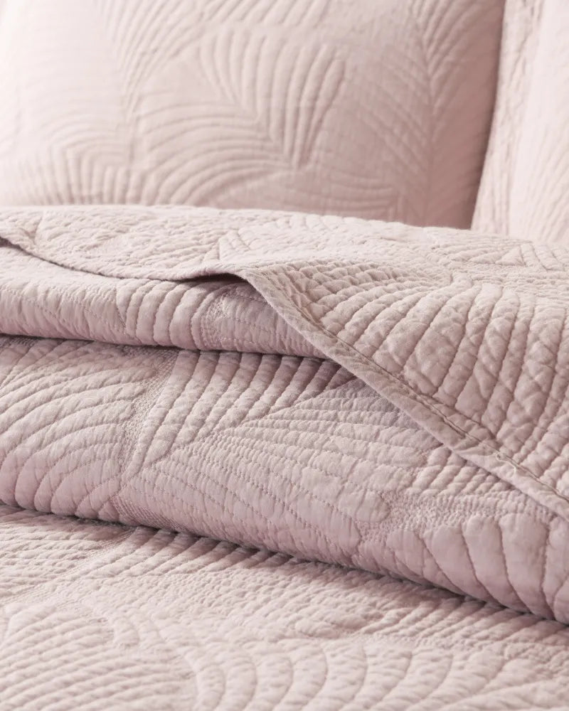Serene Palm Lightweight 100% Cotton Pink Quilt Set