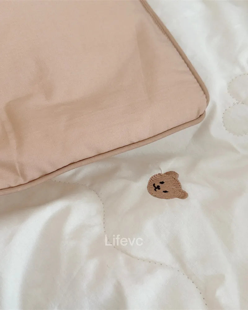 Teddy Bear Breathable 100% Washed Muslin Quilt with Piped Edges Baby Quilt